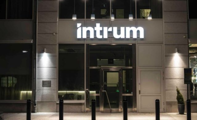 intrum2-1